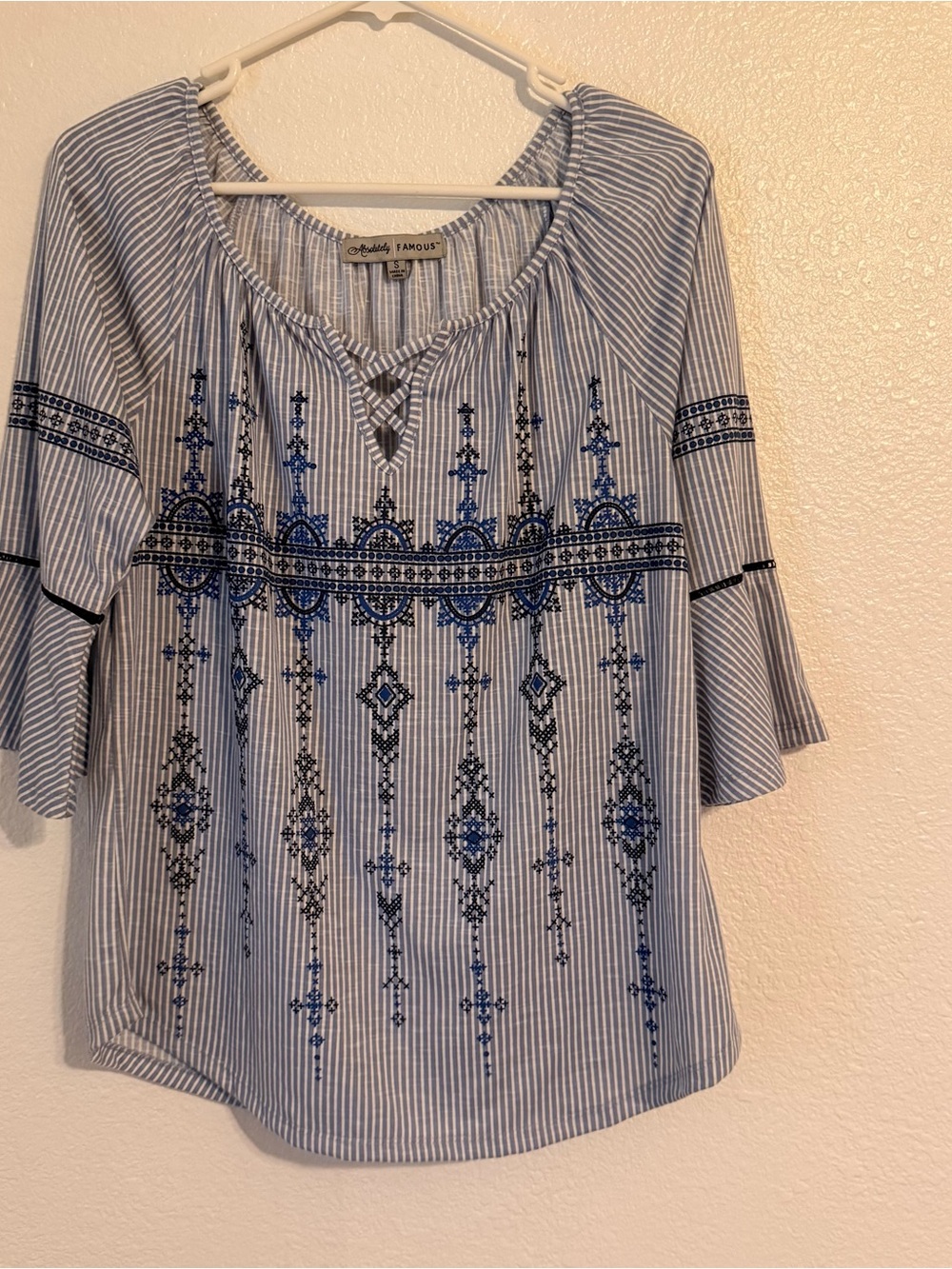 Absolutely Famous Womens Size Small Blue & White Striped Blouse w/ Flare Sleeves